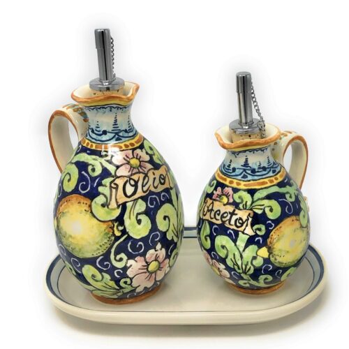 Cruet set oil and vinegar