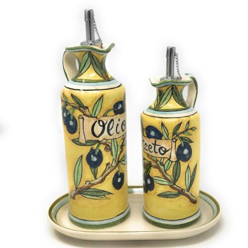 Cruet set oil and vinegar