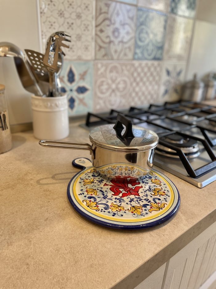 Trivet lily red - Image 3