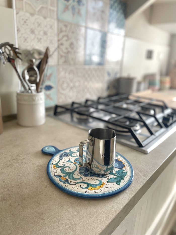 Trivet - Image 4